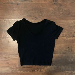 Black v-neck short sleeve top